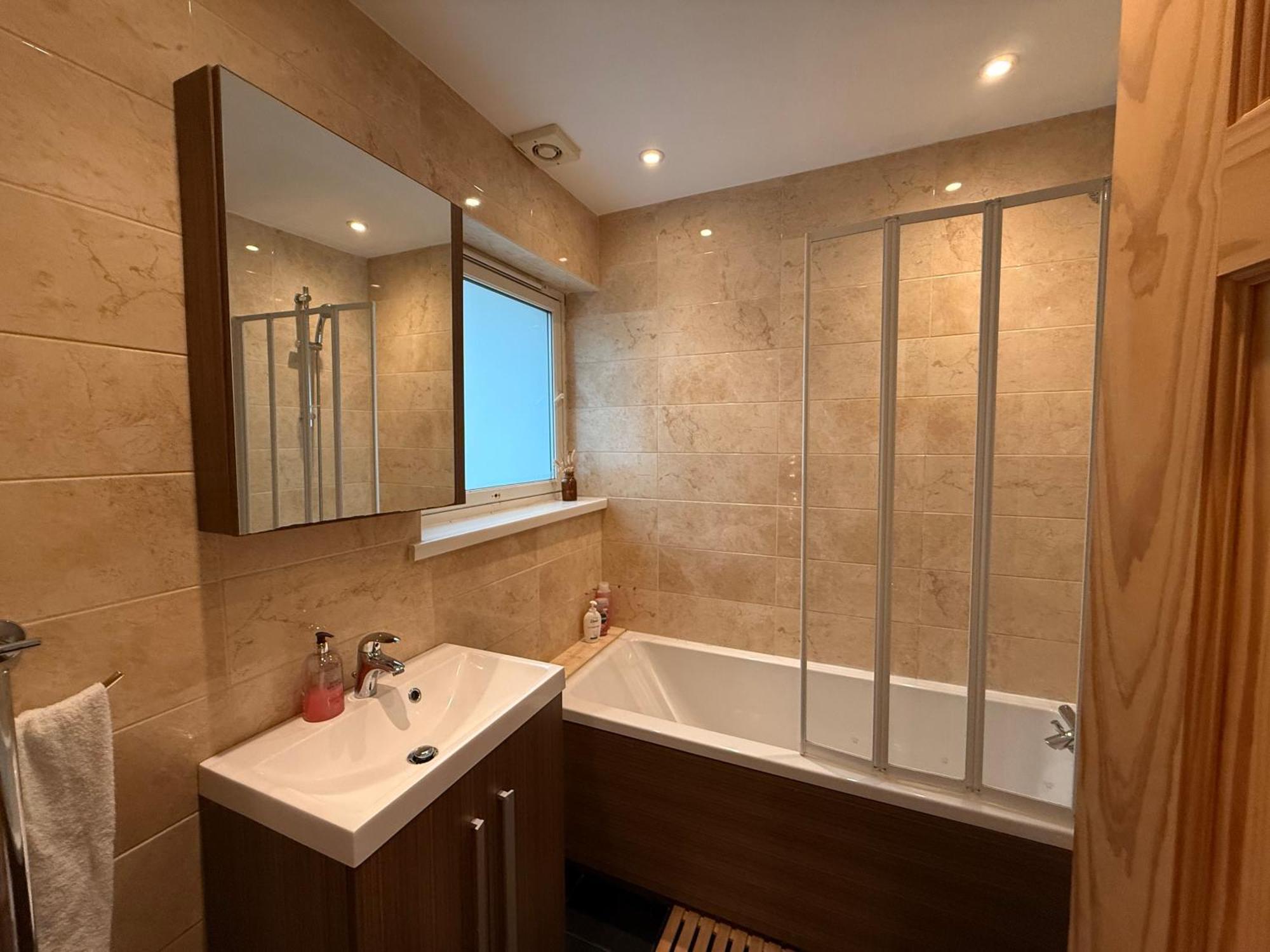 Two Bedroom Flat In The Heart Of Londyn Zewnętrze zdjęcie